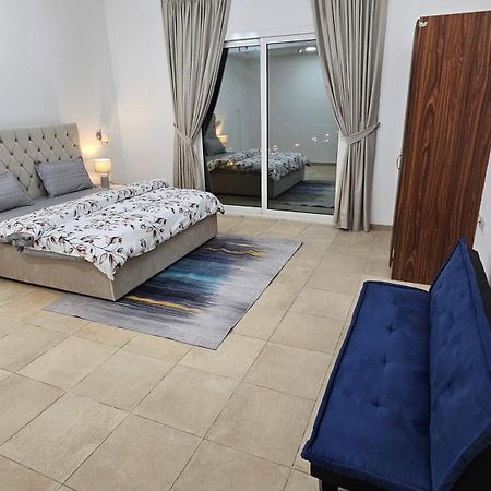 Lavish Private Rooms Sharjah Exterior photo